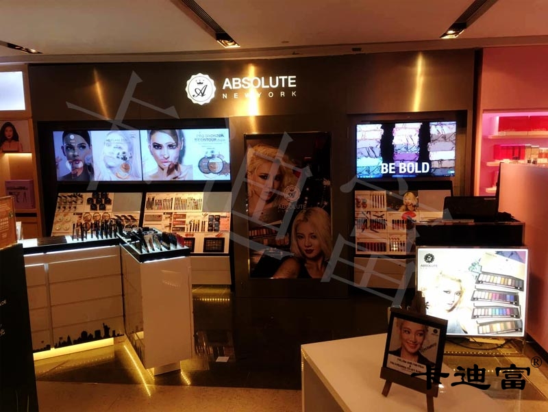 化妆品46寸拼接屏图片 化妆品46寸拼接屏图片