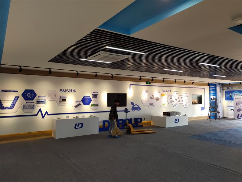 安徽滁州展厅55寸188bet金宝搏亚洲下载最佳选择
图片2 安徽滁州展厅55寸188bet金宝搏亚洲下载最佳选择
图片2