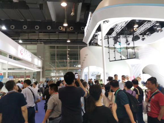 3D全息投影广告机博物馆/展会展示领域 3D全息投影广告机博物馆/展会展示领域