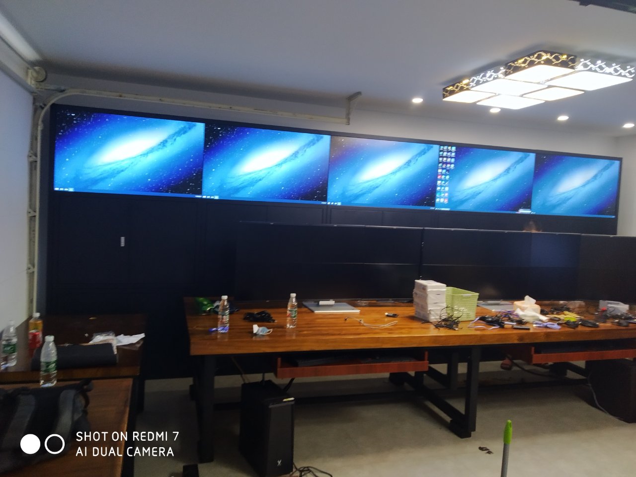 深圳南山55寸3.5mm1X5拼接屏 深圳南山55寸3.5mm1X5拼接屏