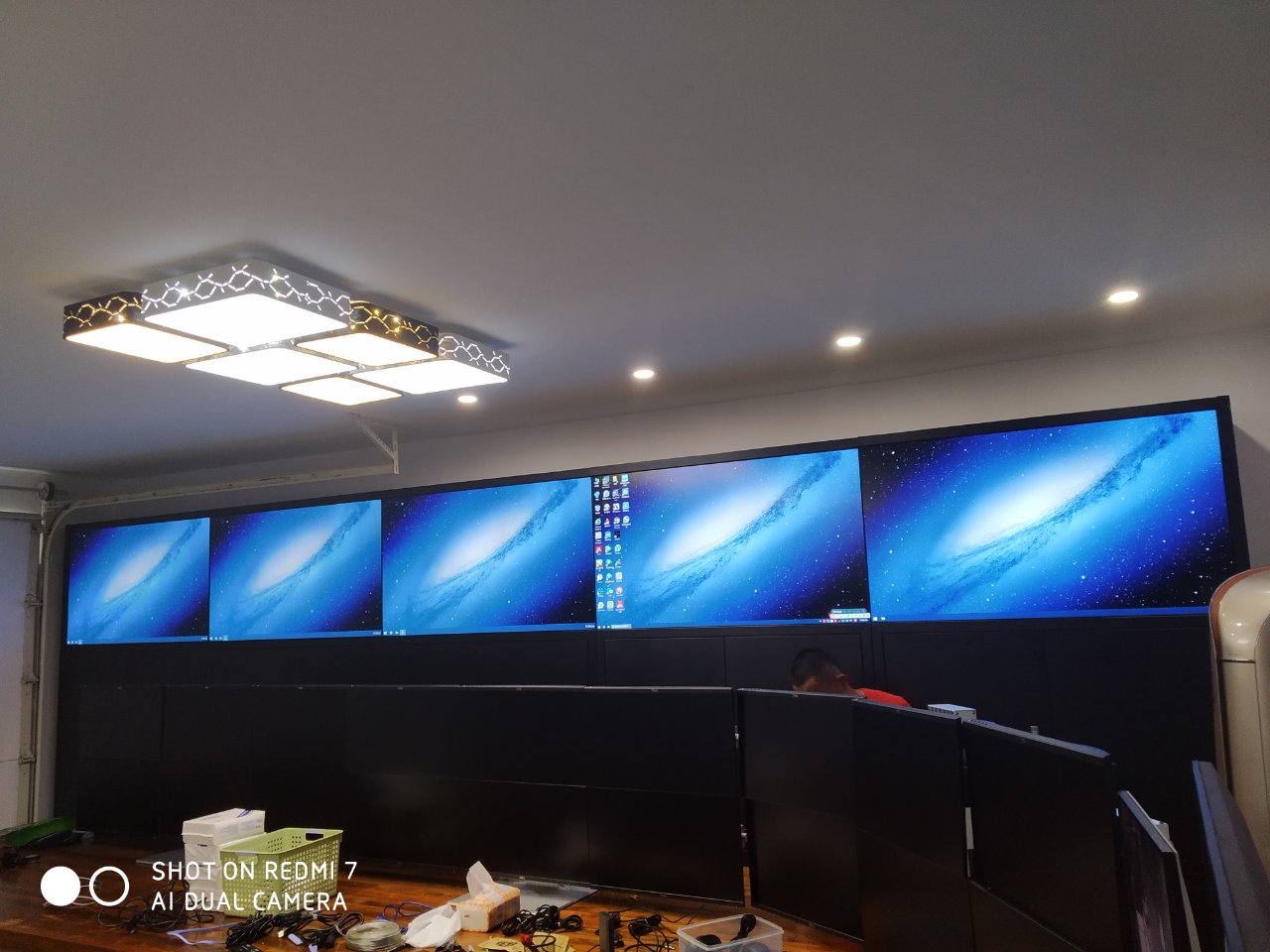 深圳南山55寸3.5mm1X5拼接屏 深圳南山55寸3.5mm1X5拼接屏