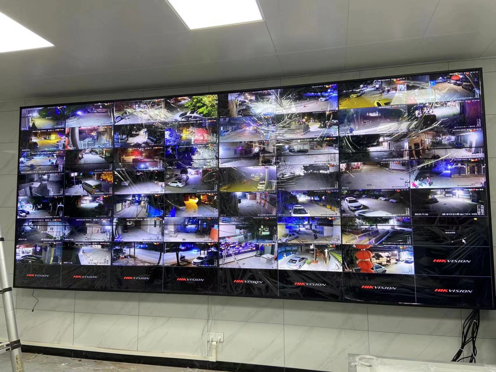 55寸188bet金宝搏亚洲下载最佳选择
安防监控大屏 55寸188bet金宝搏亚洲下载最佳选择
安防监控大屏