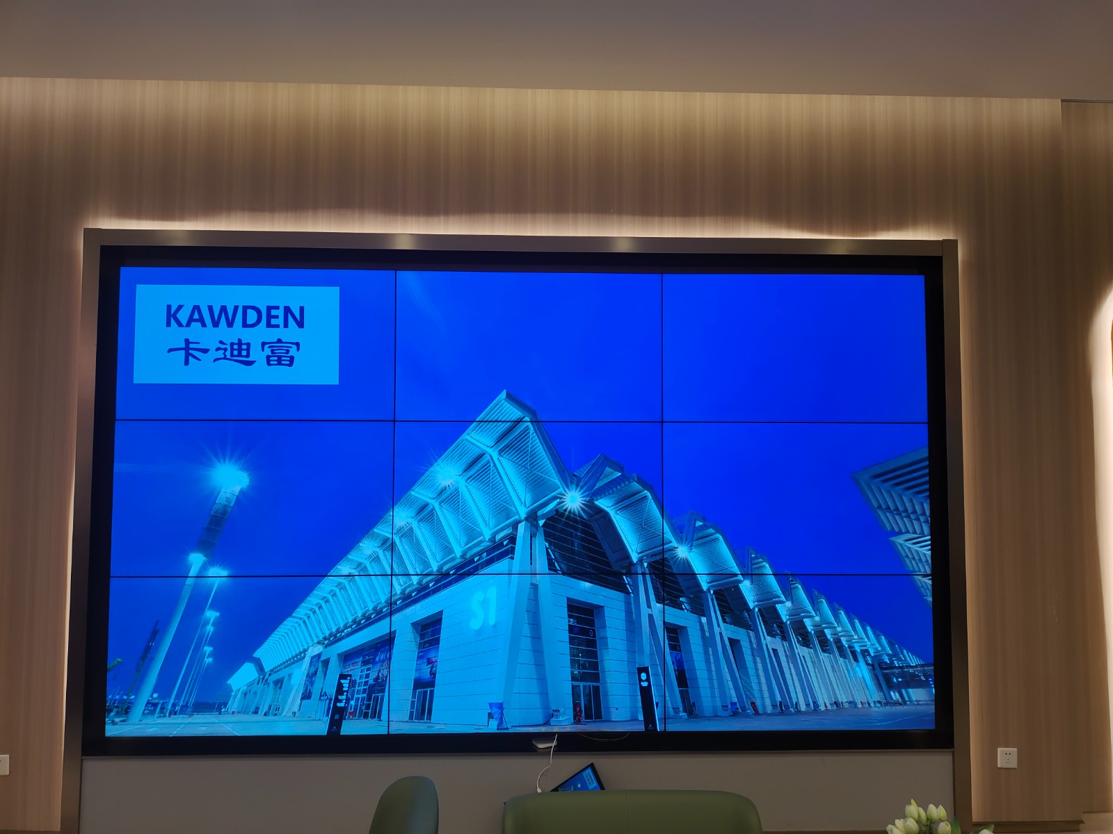 新疆新城控股会展中心55寸3X3188bet金宝搏亚洲下载最佳选择
新疆新城控股会展中心55寸3X3188bet金宝搏亚洲下载最佳选择