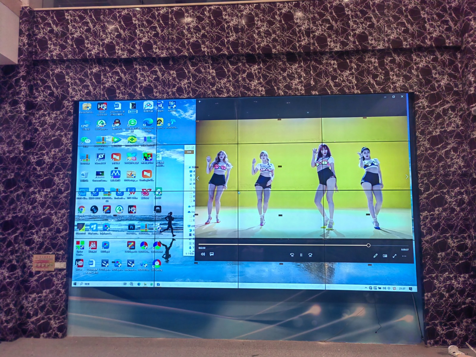 广州某单位展示项目55寸3.5mm4x4拼接屏展示效果 广州某单位展示项目55寸3.5mm4x4拼接屏展示效果