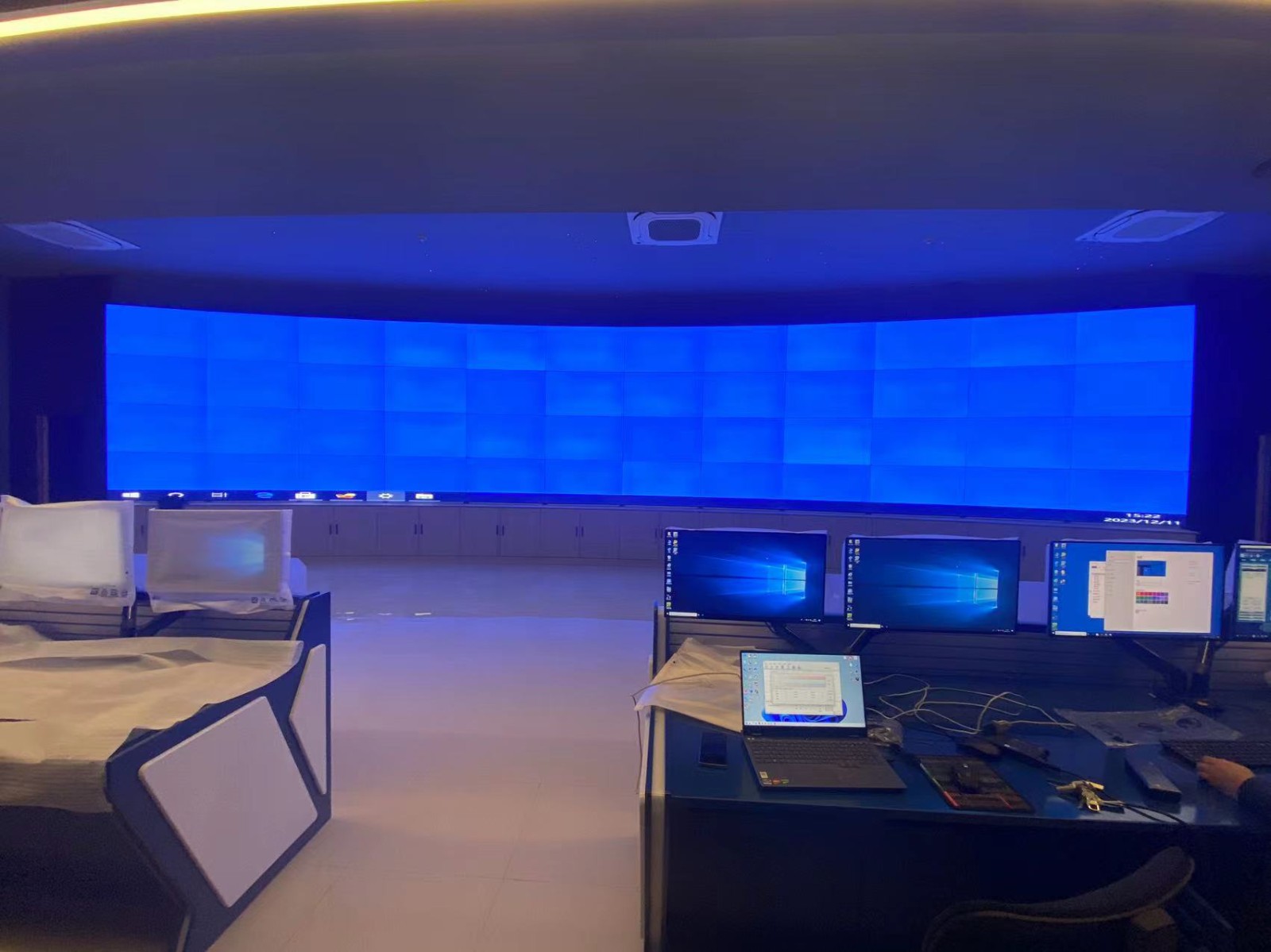 55寸0.88MM 4X12188bet金宝搏亚洲下载最佳选择
安装调试 55寸0.88MM 4X12188bet金宝搏亚洲下载最佳选择
安装调试