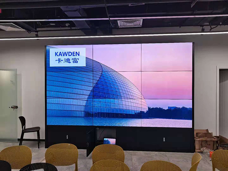 北京一公司55寸3X3拼接屏展示案例