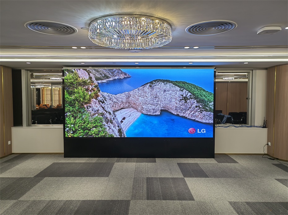 澳门友邦保险P2.0LED显示屏 3.52x1.92m 澳门友邦保险P2.0LED显示屏 3.52x1.92m