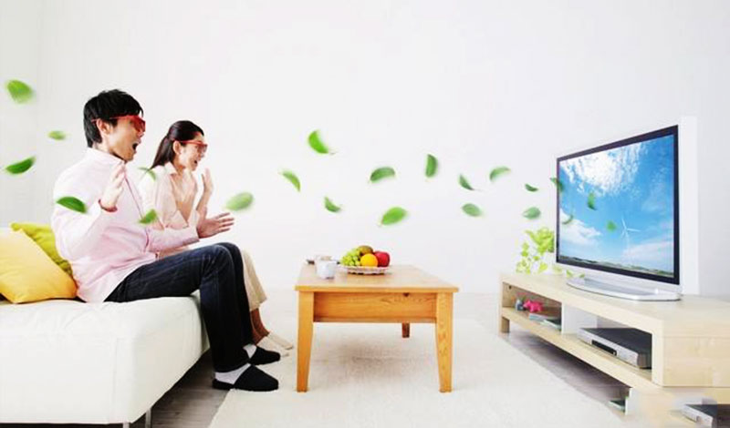 液晶显示器看电视图