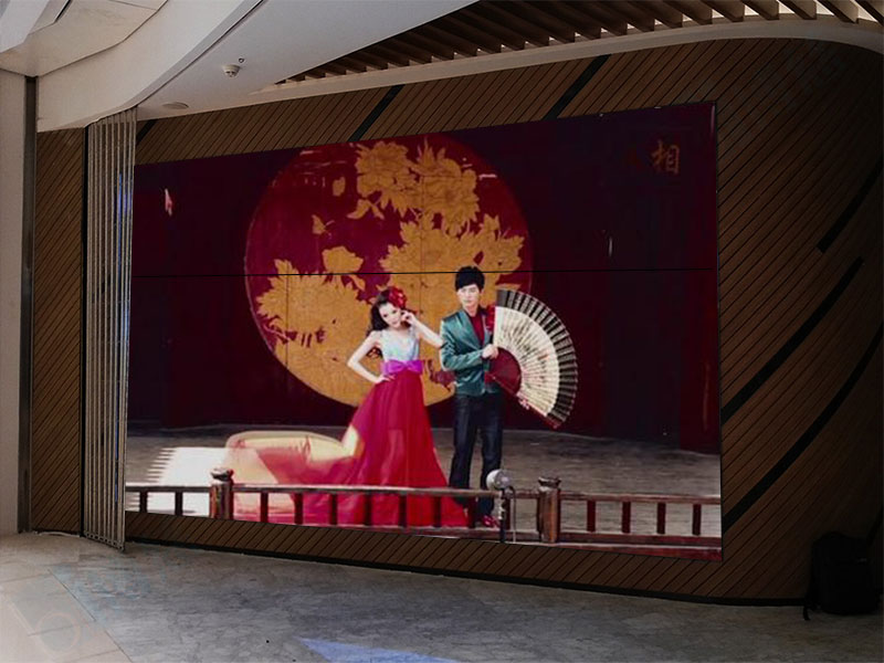 玉树55寸188bet金宝搏亚洲下载最佳选择电影影像馆展示案