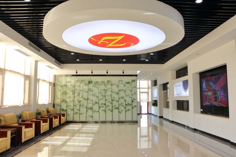 江西增鑫牧业46寸188bet金宝搏亚洲下载最佳选择3.5mm2×2壁挂广告机展示案例