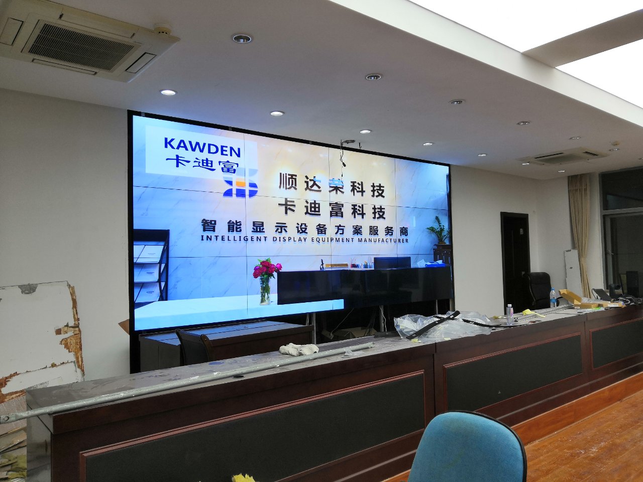 55寸拼接屏哪家做得好，卡迪富55寸188bet金宝搏亚洲下载最佳选择