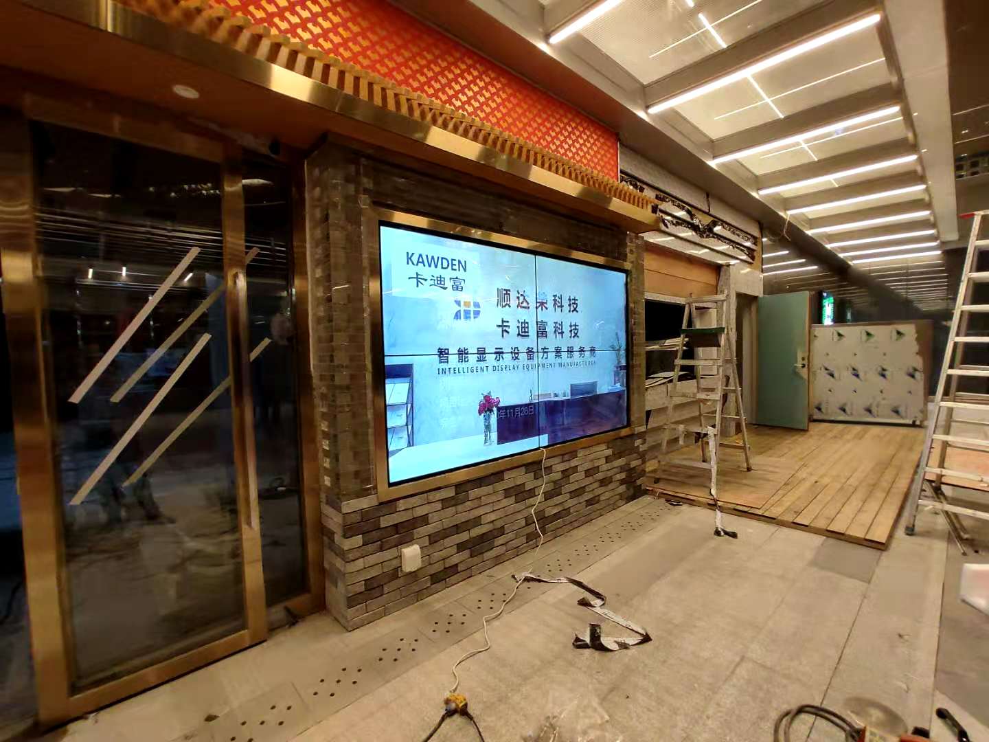 广东省深圳防爆屏188bet金宝搏亚洲下载最佳选择55寸3.5mm2X2安装案例图片3