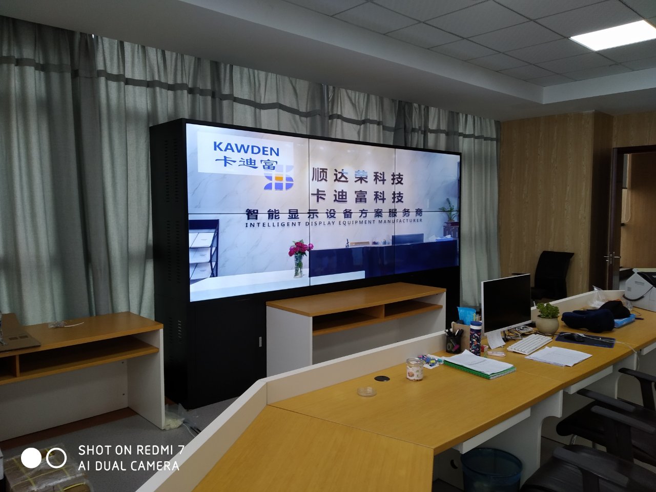 浙江55寸3.5mm188bet金宝搏亚洲下载最佳选择落地机柜支架安装