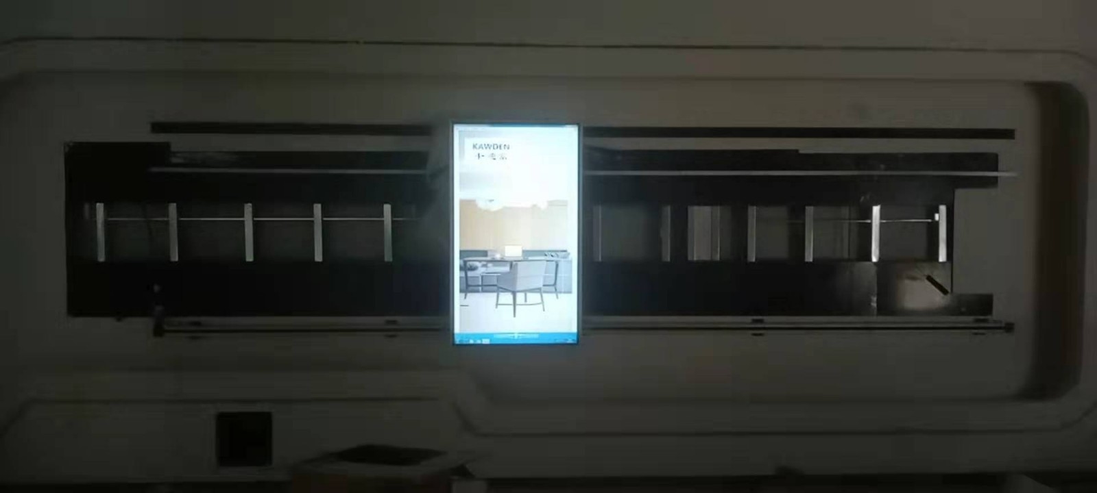 55寸5米滑轨屏案例图片