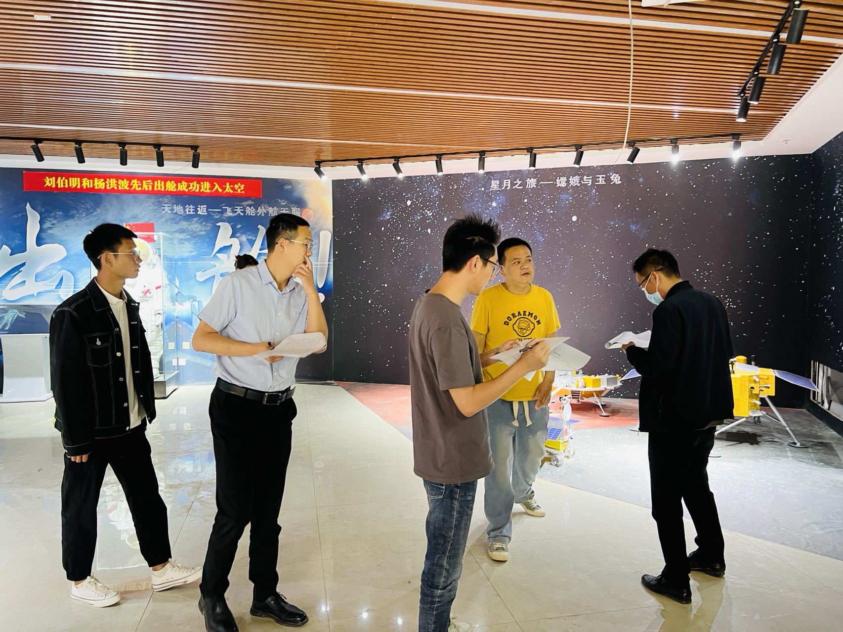 图木舒克西北航天北斗应用中心展厅数字化展厅，在交互中探索宇宙的奥秘