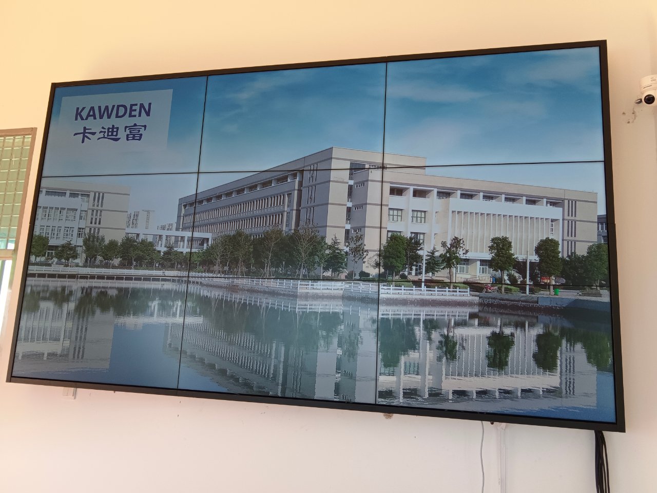 岗哨所安防监控拼接屏