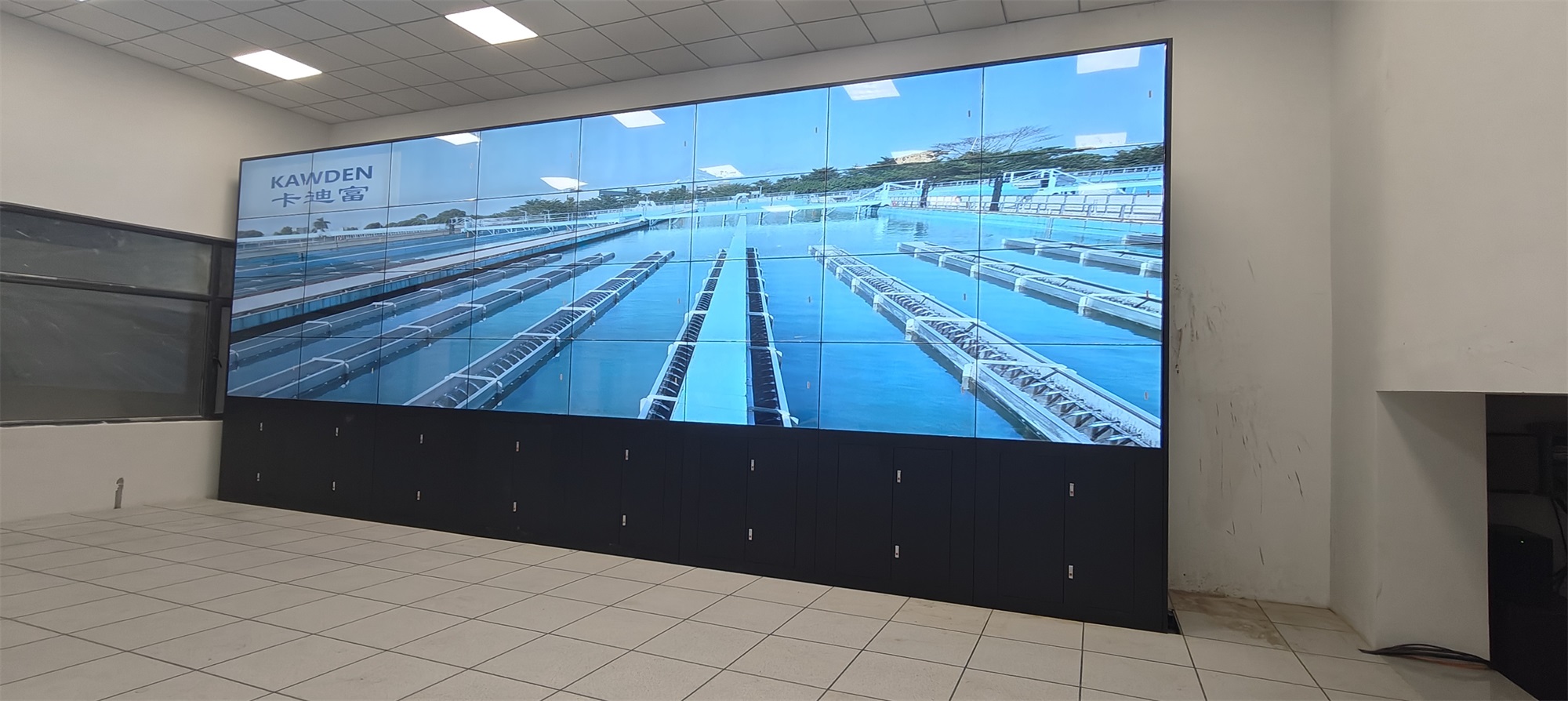 河北55寸4X8188bet金宝搏亚洲下载最佳选择落地机柜安装