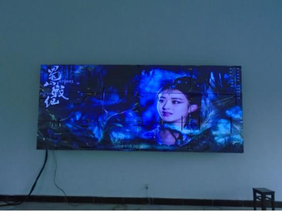 KTV bar night special LCD splicing screen  solution