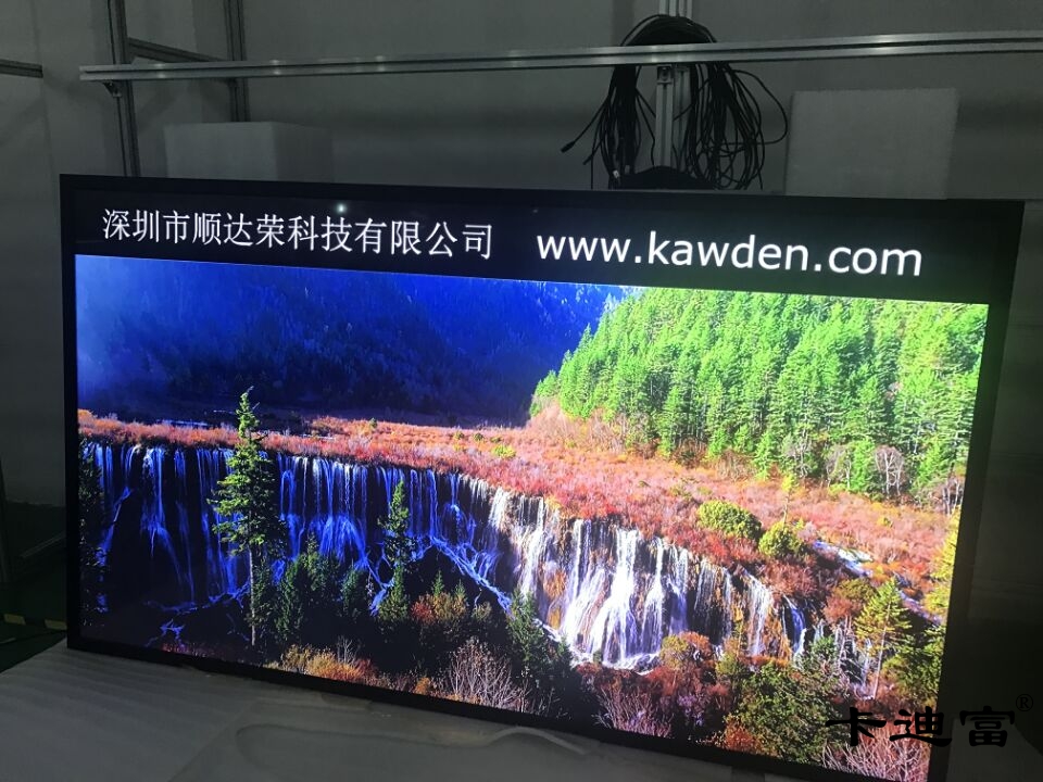 4K98寸液晶监视器，超大高清尺寸显示屏效果