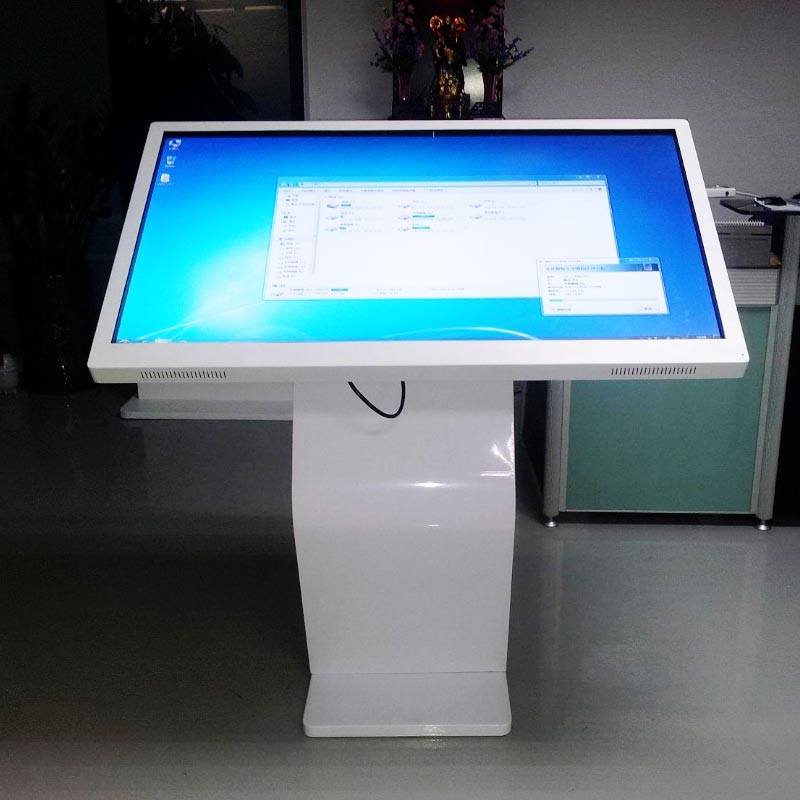 什么是液晶触摸一体机？液晶触摸一体机的尺寸/价值/应用