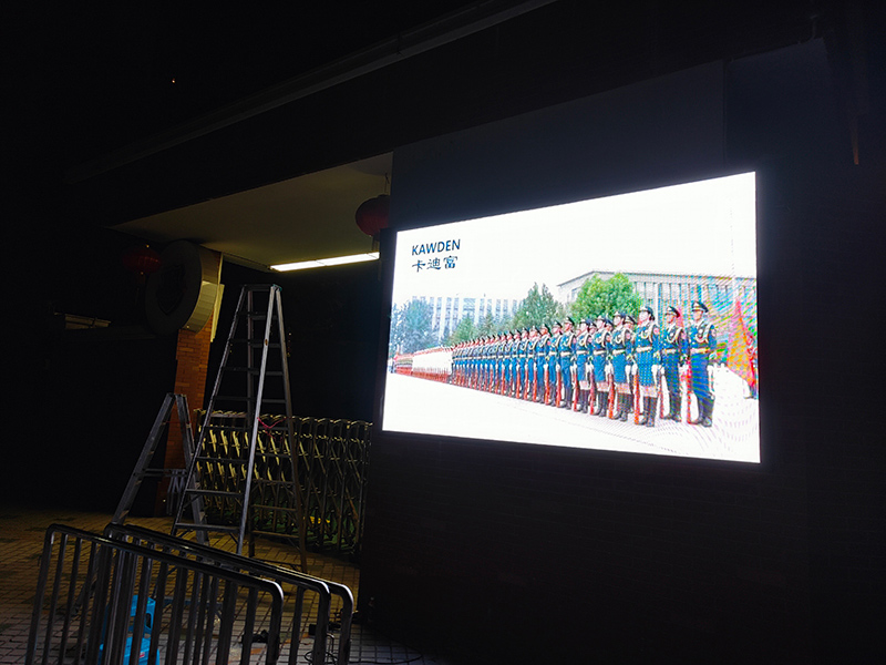 户外全彩P2.5LED显示屏5.1平方（广州某部队学校项目）