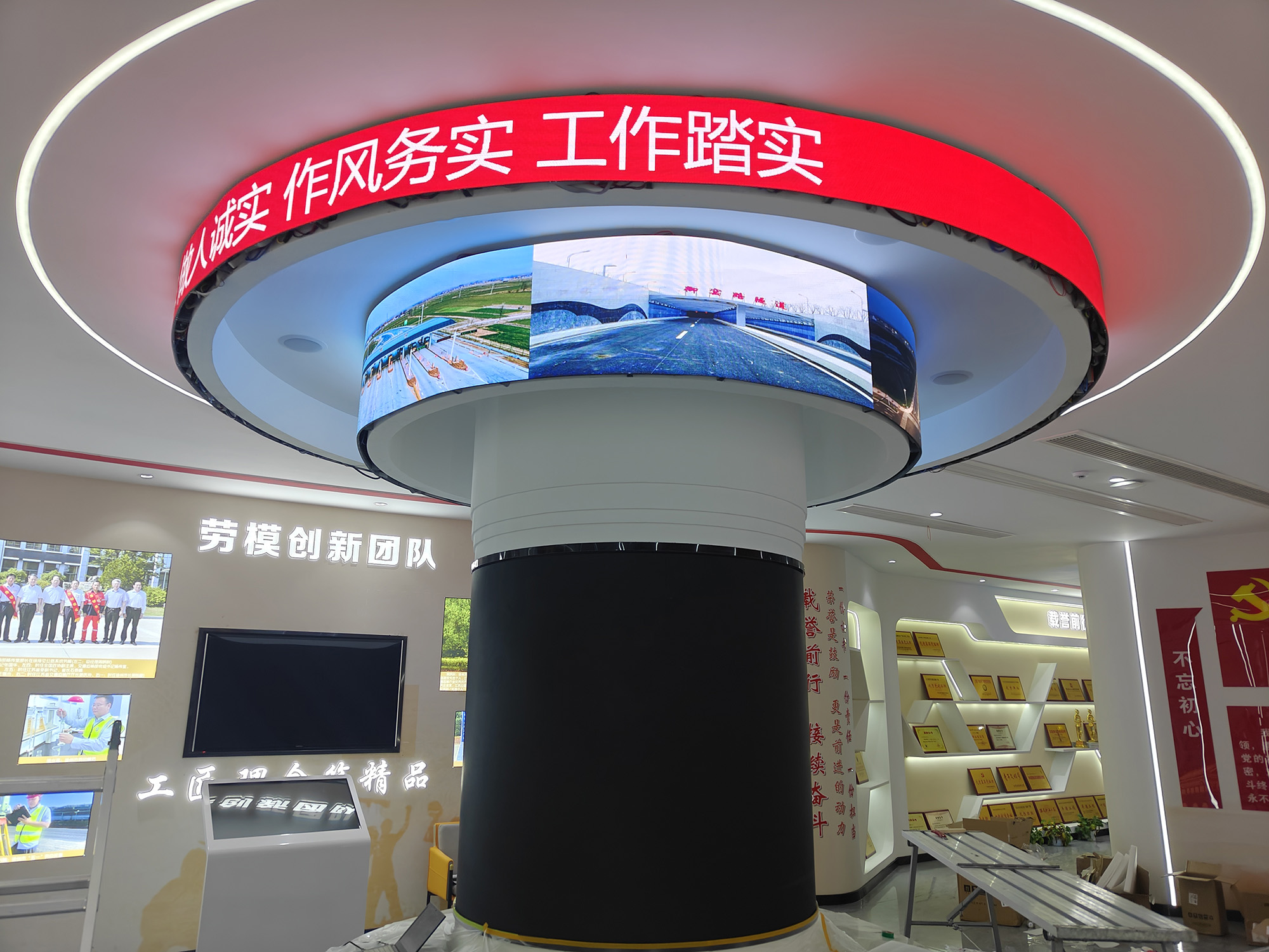 江苏省徐州市鼓楼区软模组P2.0 led188金宝搏网页登录注册图片3