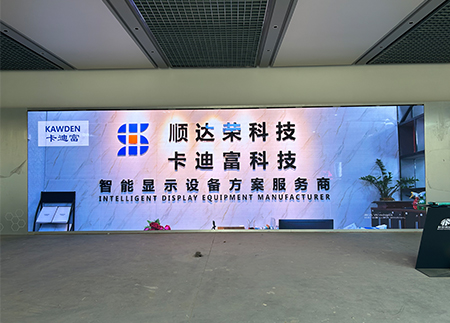 云南昆明安宁市P2.0led大屏幕9920X3040mm安装完成展示视频案例