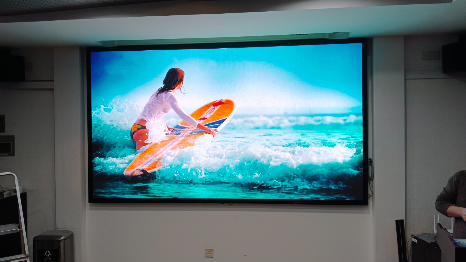 上海同济大学P1.53 LED188金宝搏网页登录注册图片