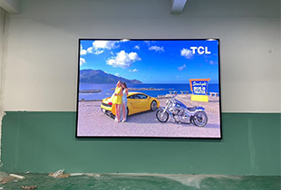 泰州市海陵区某职业学院P2.0室内GOB LED显示屏应用案例：卡迪富科技打造智慧教育新视界