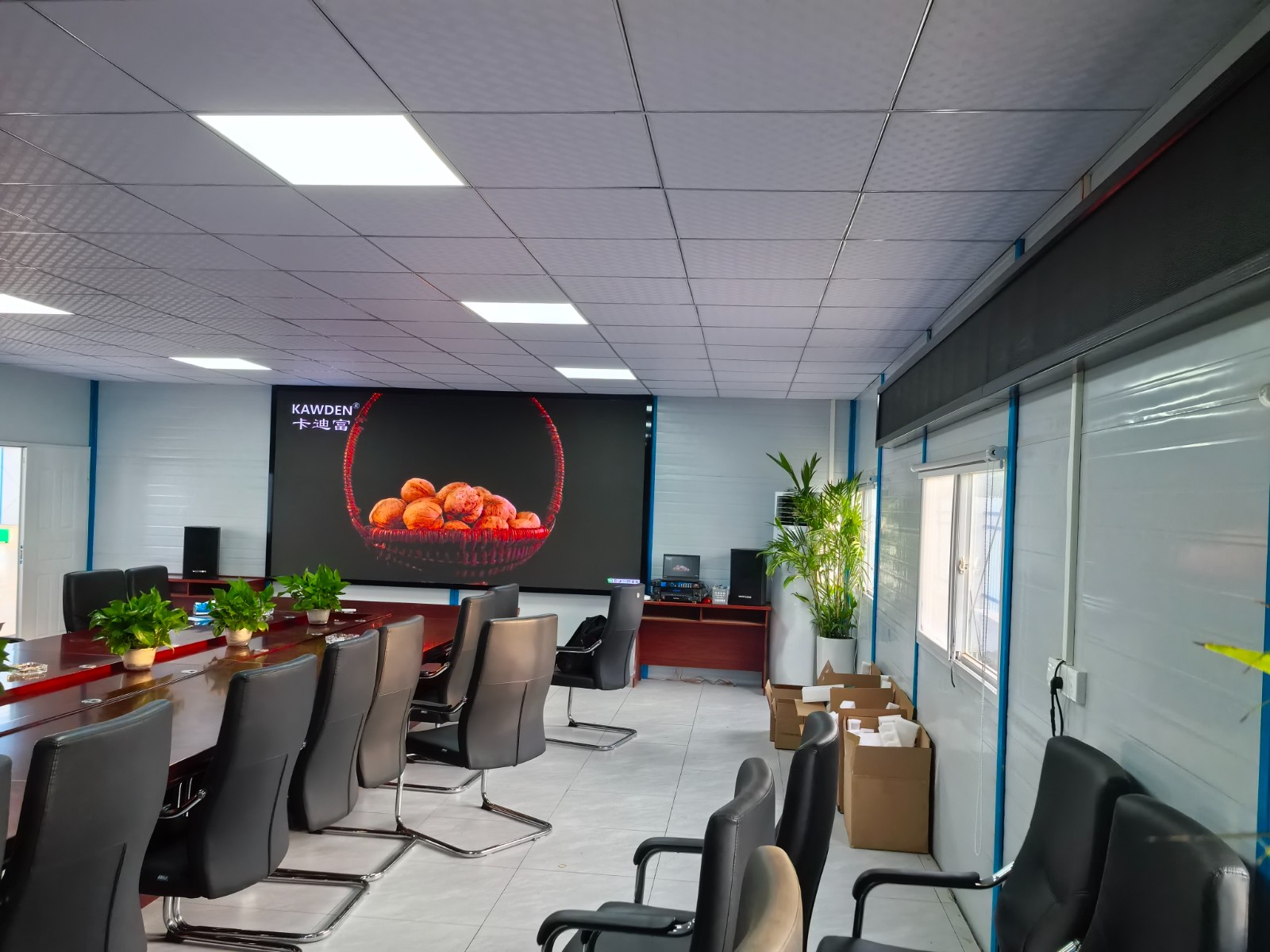 P1.53led显示屏成功应用于会议室